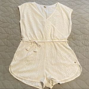 Roxy Lined Lace Surpluce Tie Waist Romper Size XL Ivory White